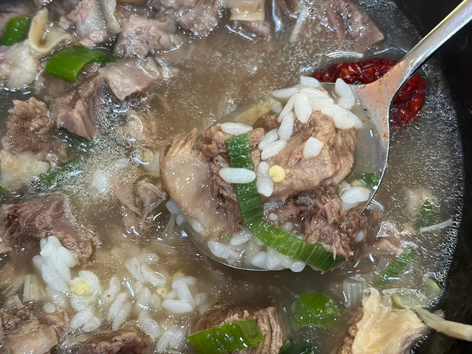 Nurungji made in the pot after the rice was scooped out