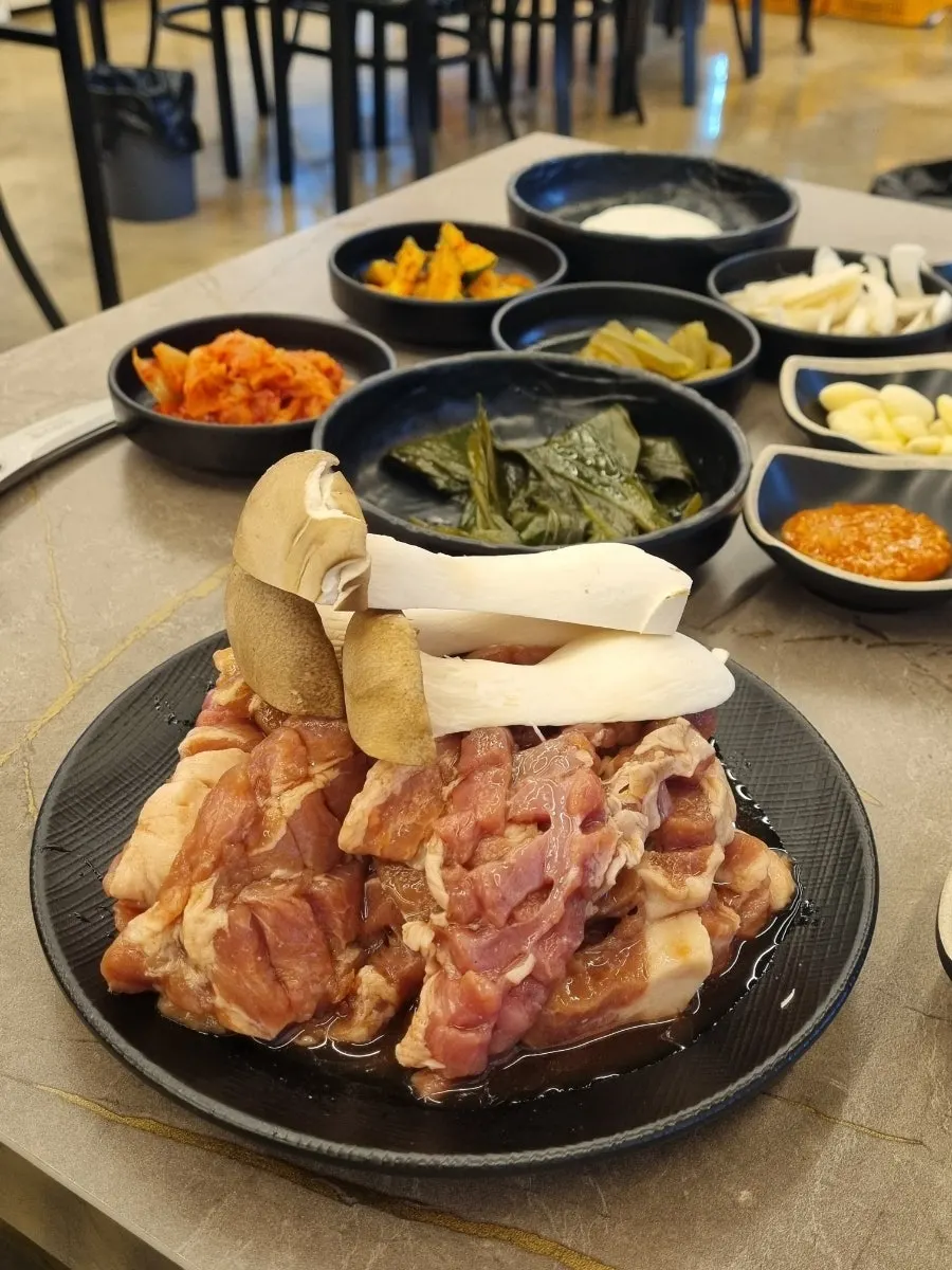 서비스로 나온 계란후라이