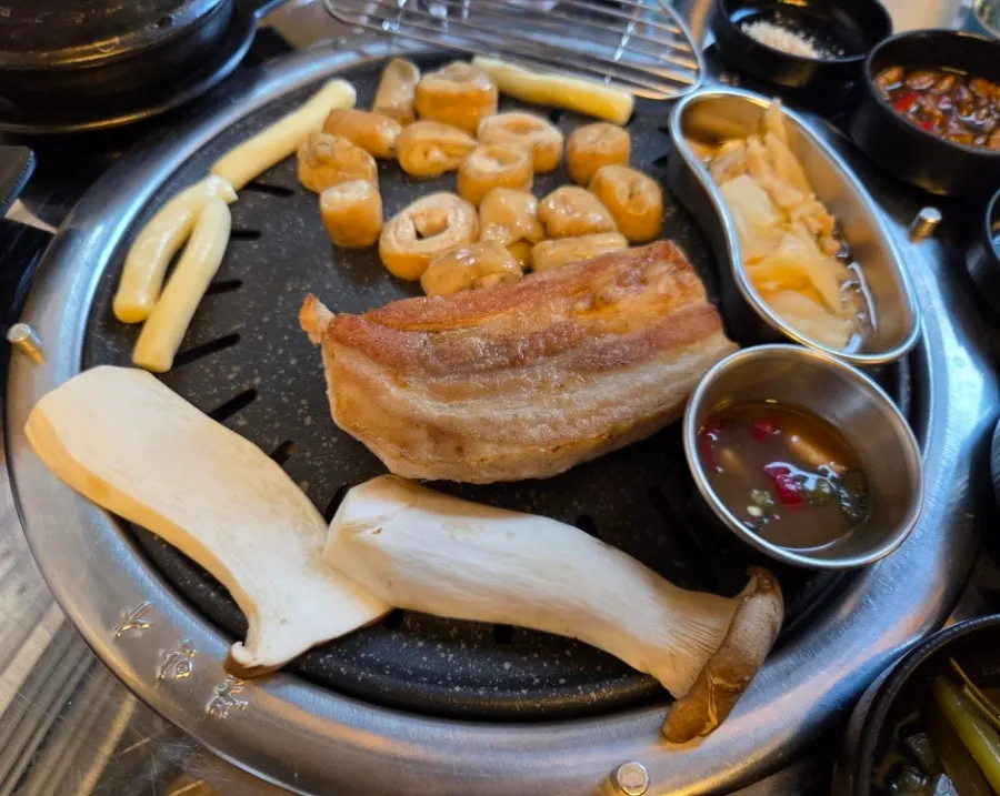 기본으로 나온 부드러운 계란찜