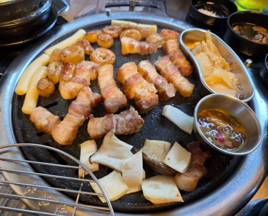 직접 구운 삼겹 소금구이