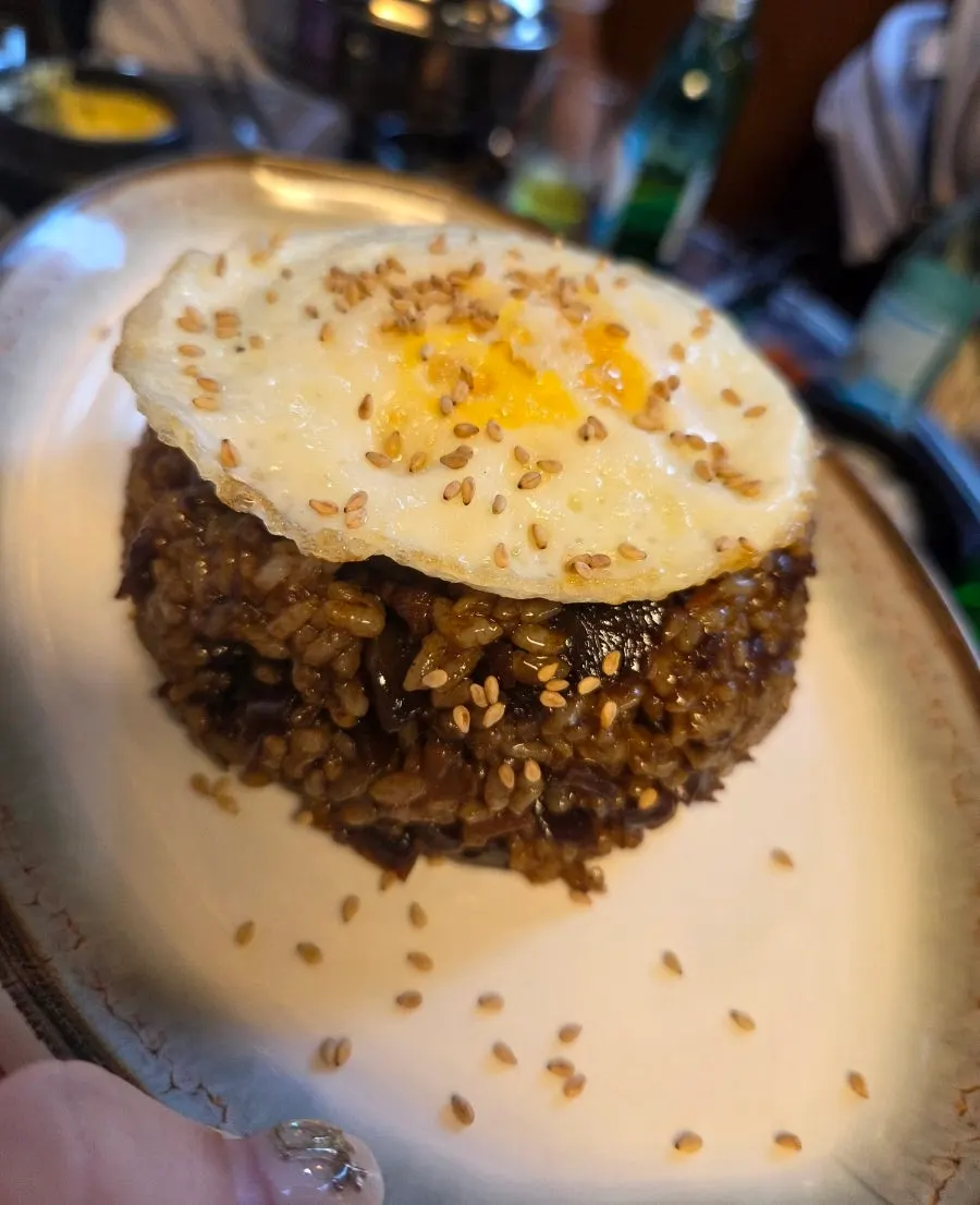 뚝방 짜장계란밥