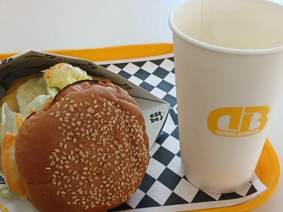 A filling set of the double Deom Burger, enough for a full meal