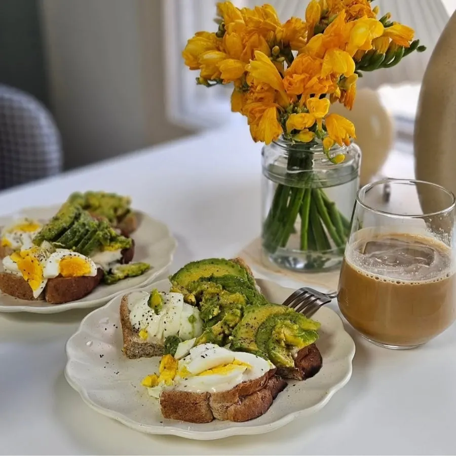 Egg on an open sandwich