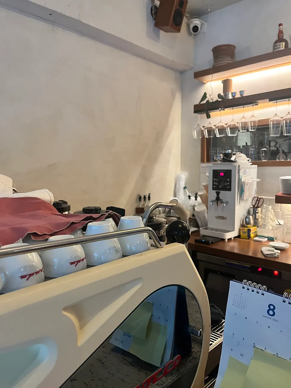 Inside Damgeum with European-style décor and vintage accessories