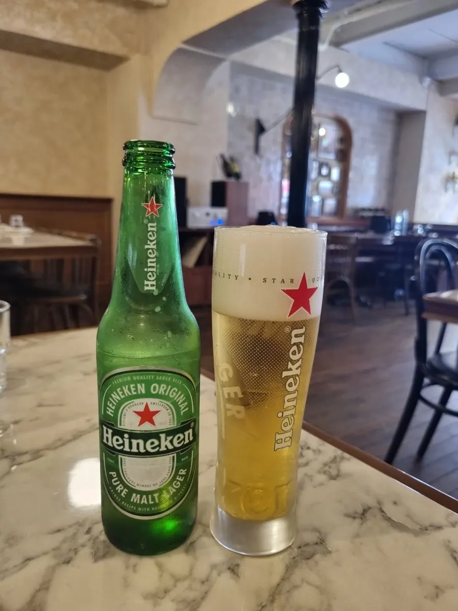Drinks ordered with pizza