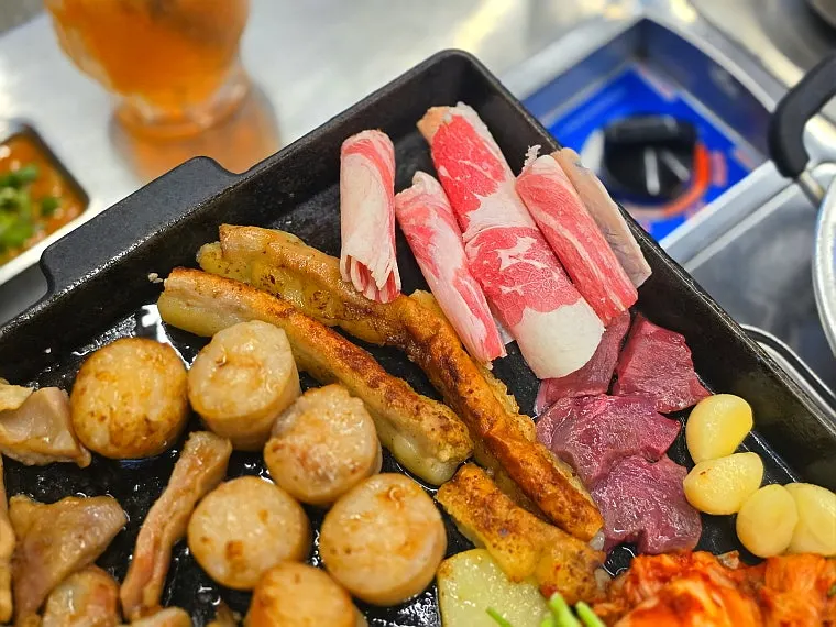 Mixed gopchang, makchang, and daechang