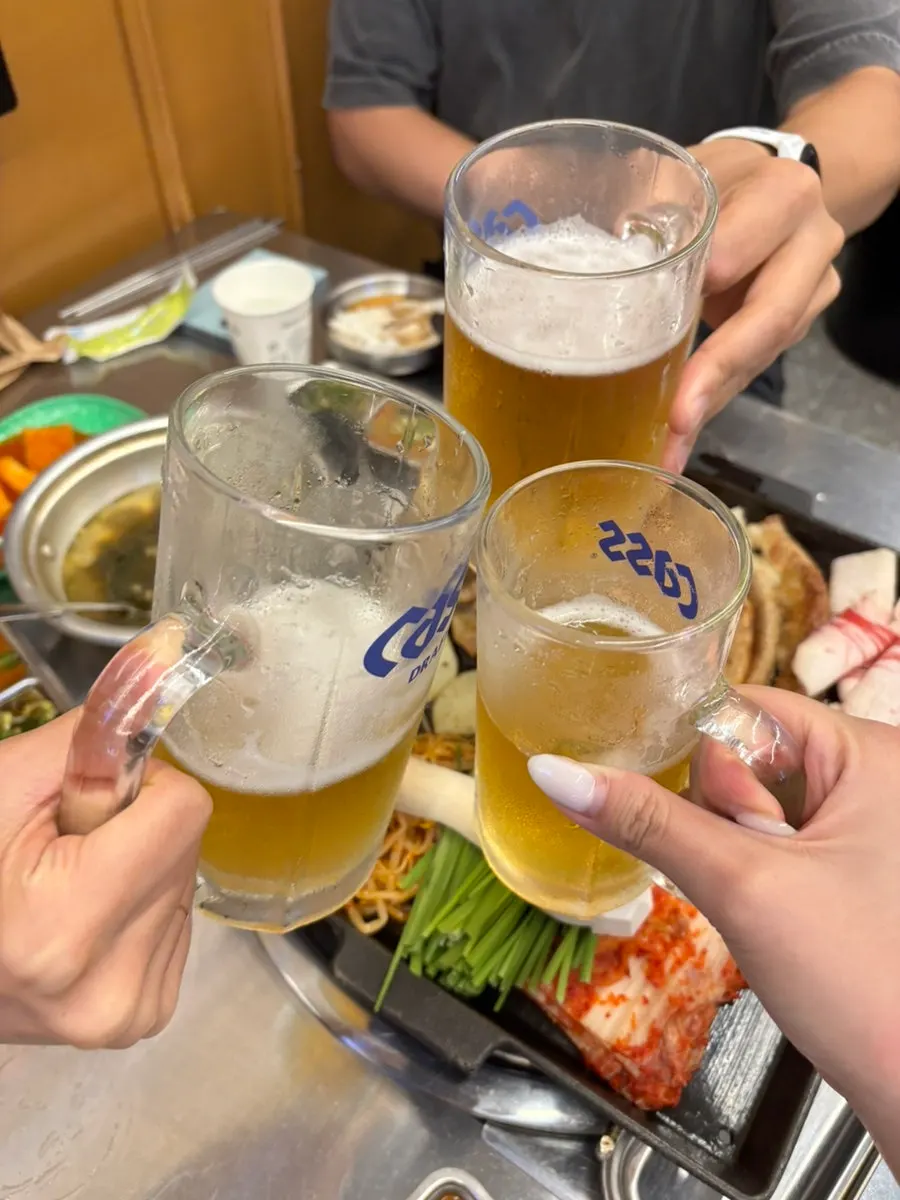 우화곱창 벽면 메뉴 안내