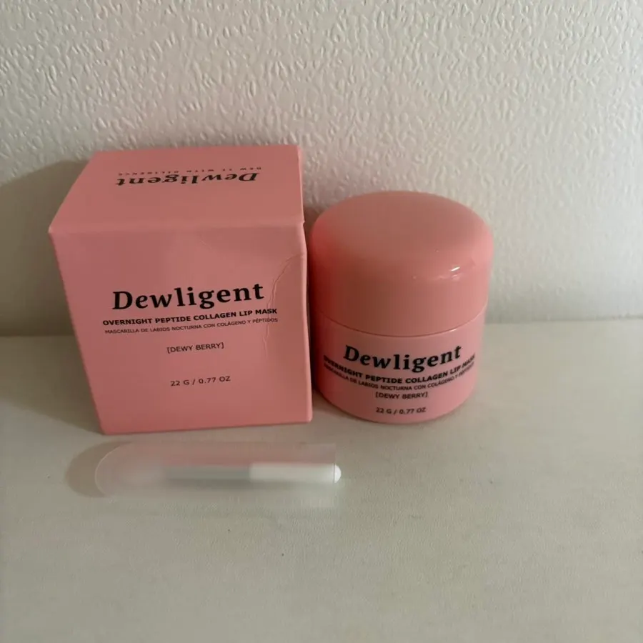 Overnight lip care product contents