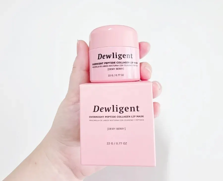 Hero product photo of the Durigent lip mask