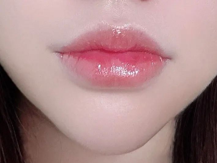 립 마스크 사용 뒤 민낯 입술