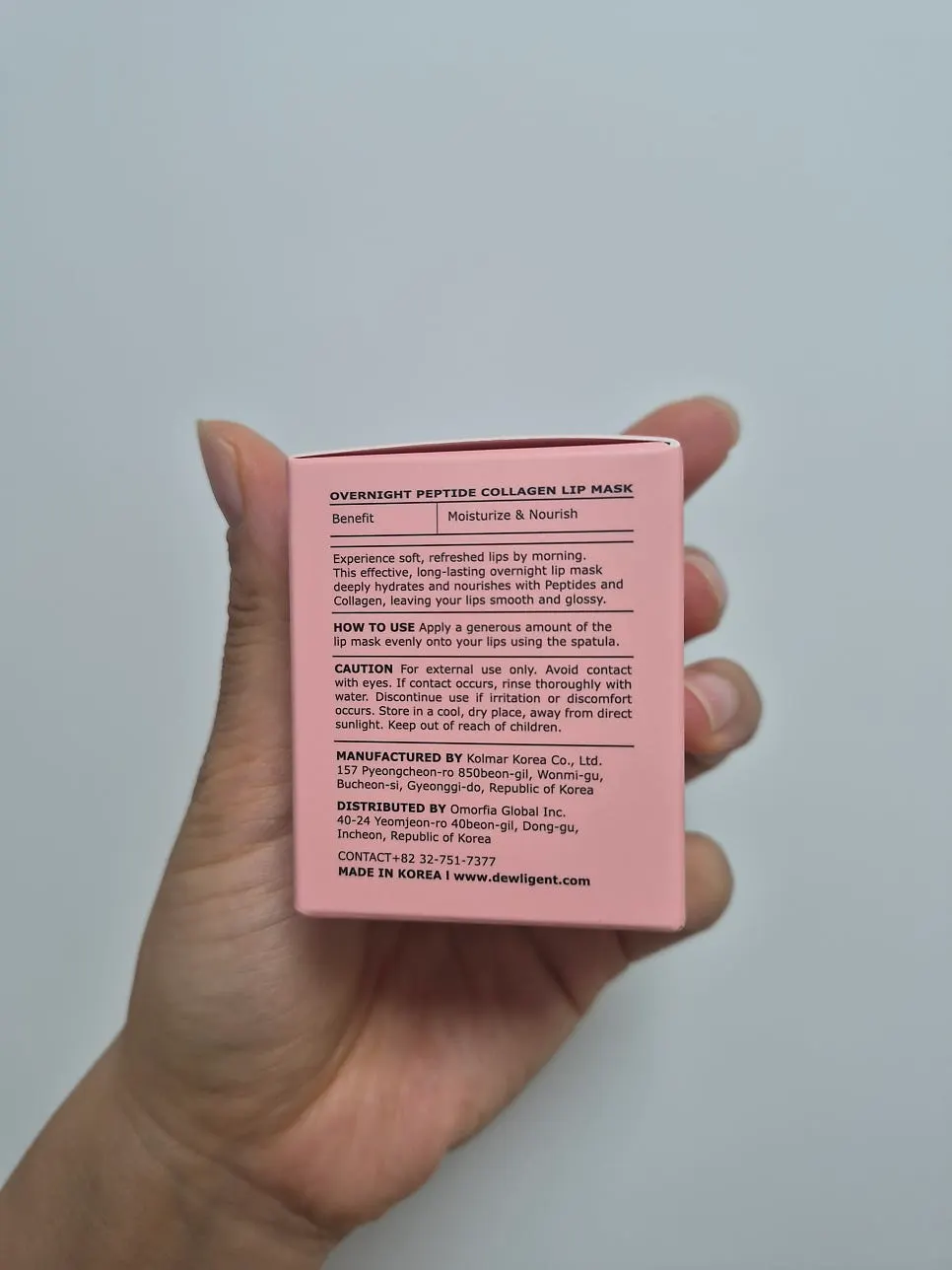 Photo showing dry lips
