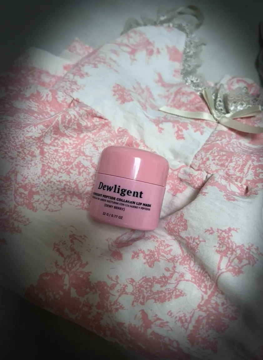 Moisturizing lip care before bed