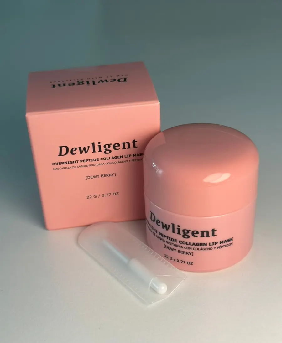 Pink Durgent lip mask packaging