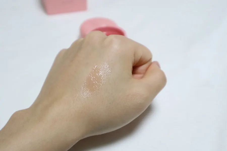 Using a subtly tinted lip mask