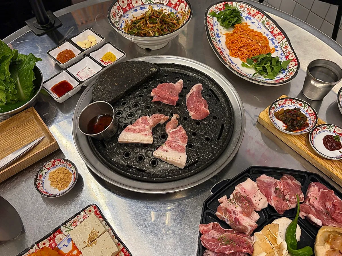 Pork rare cuts placed on the grill pan