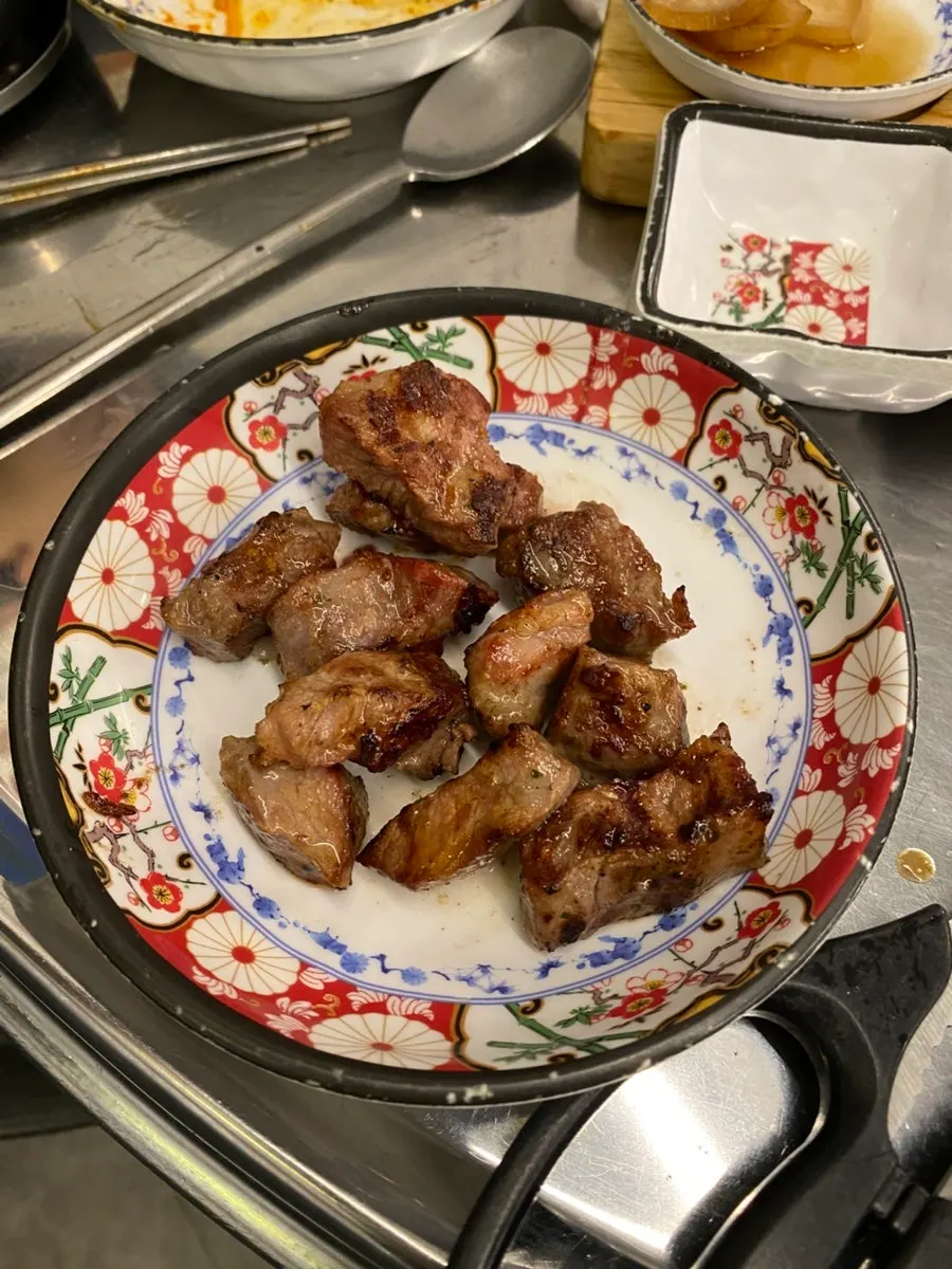 바싹 구운 돼지꼬리