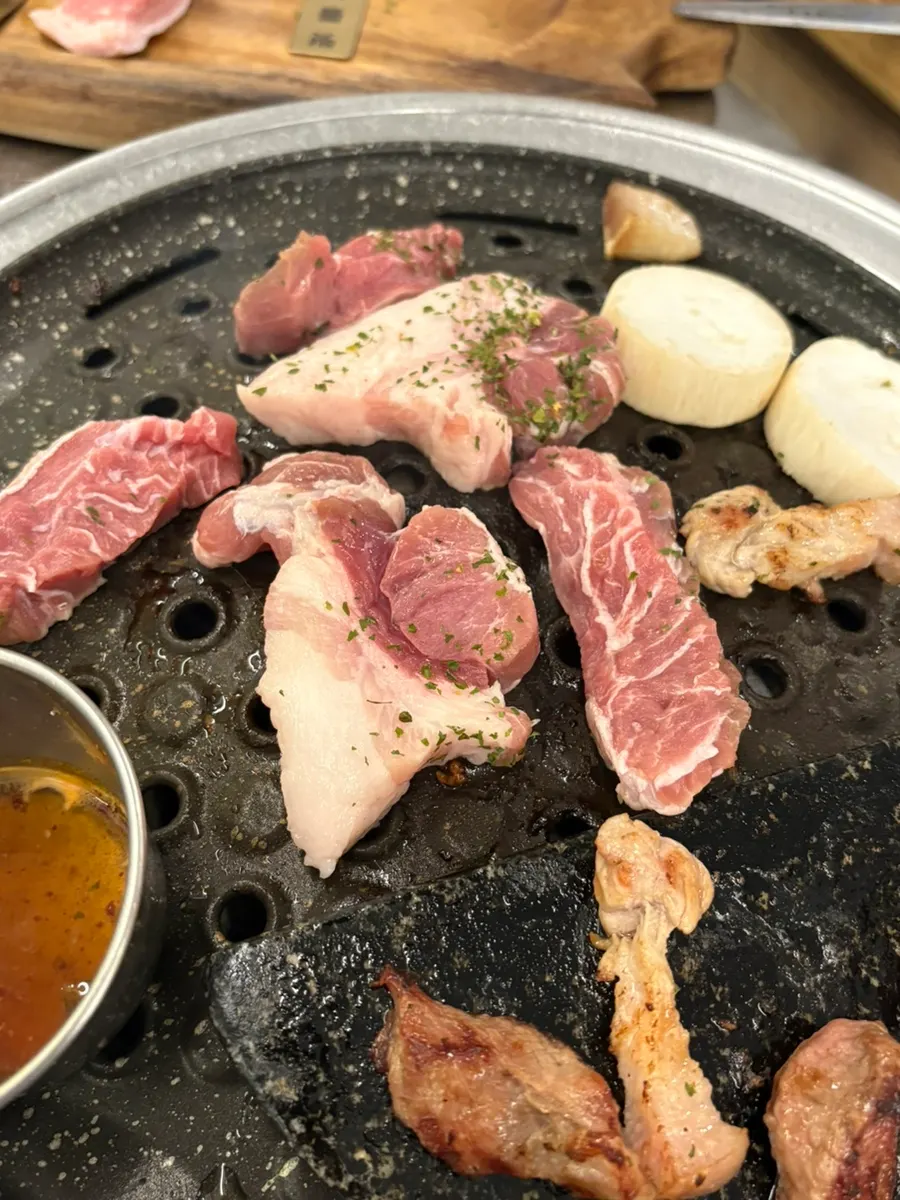 Pork rare cuts dipped in salted seafood