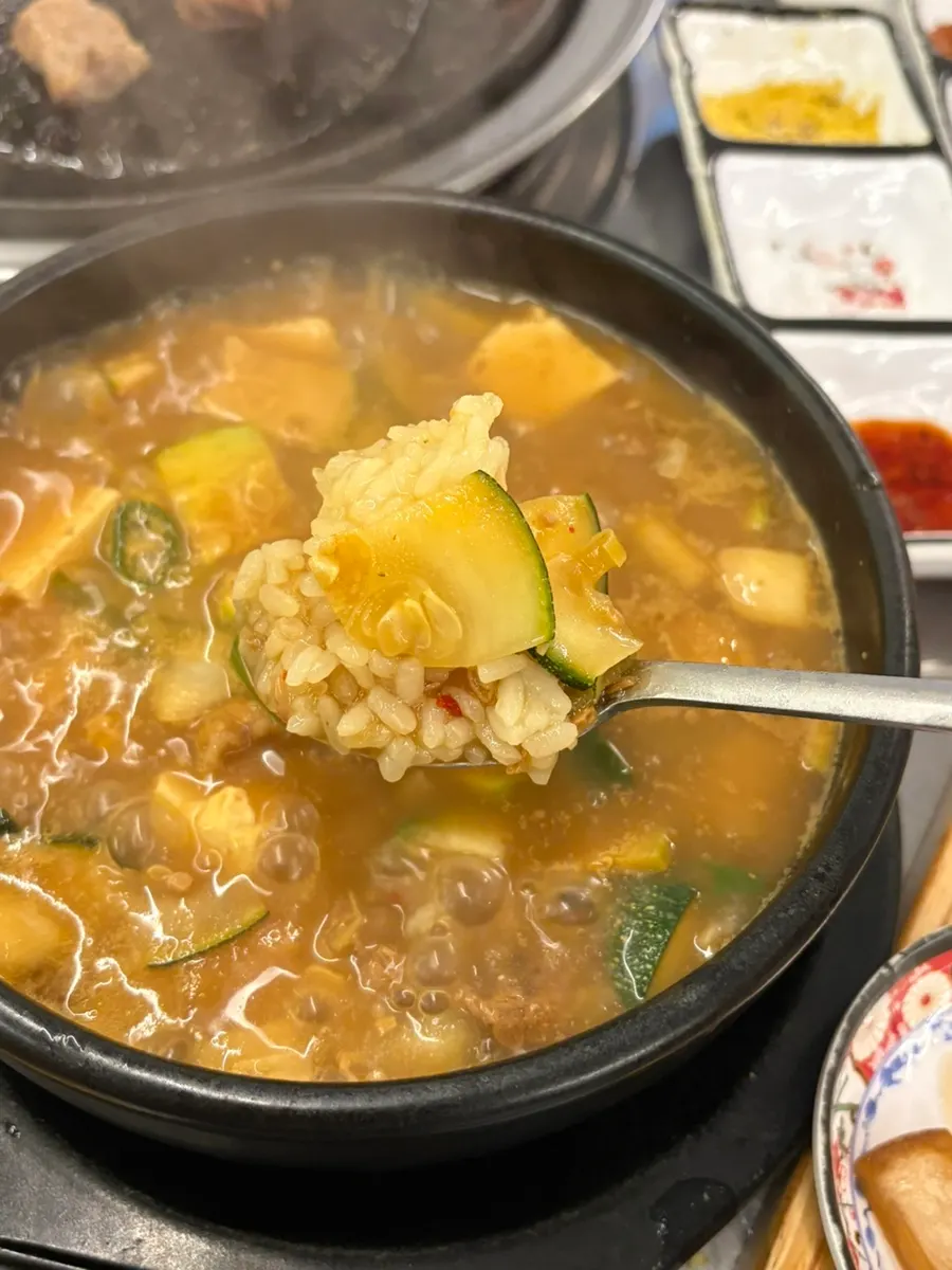 A hearty bowl of doenjang sulbap with beef