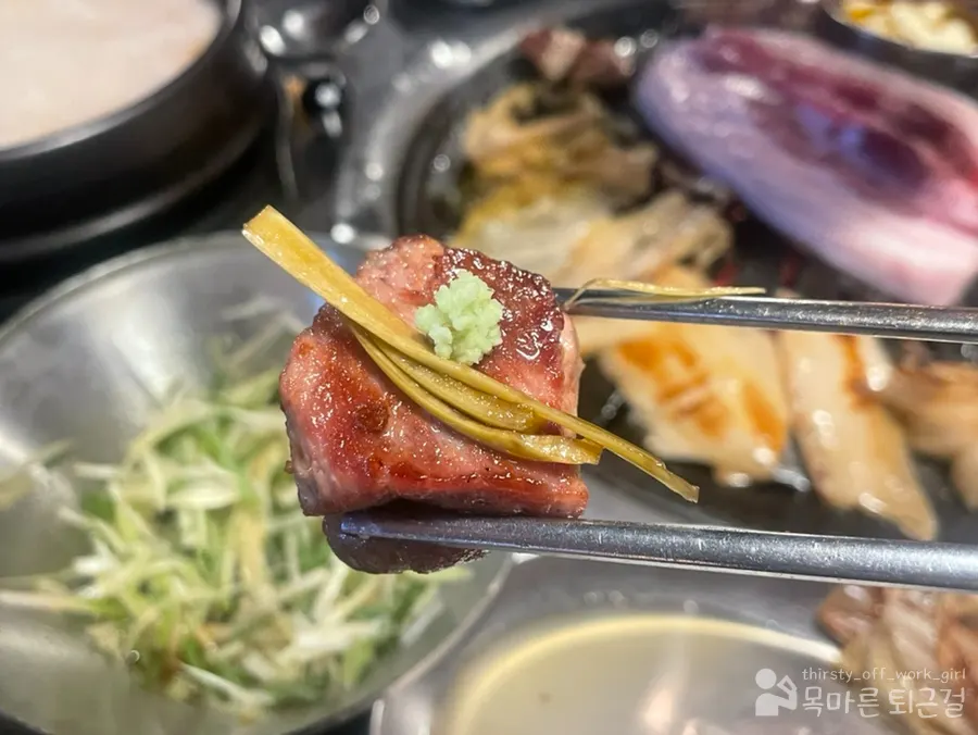 아삭한 마늘쫑절임 반찬
