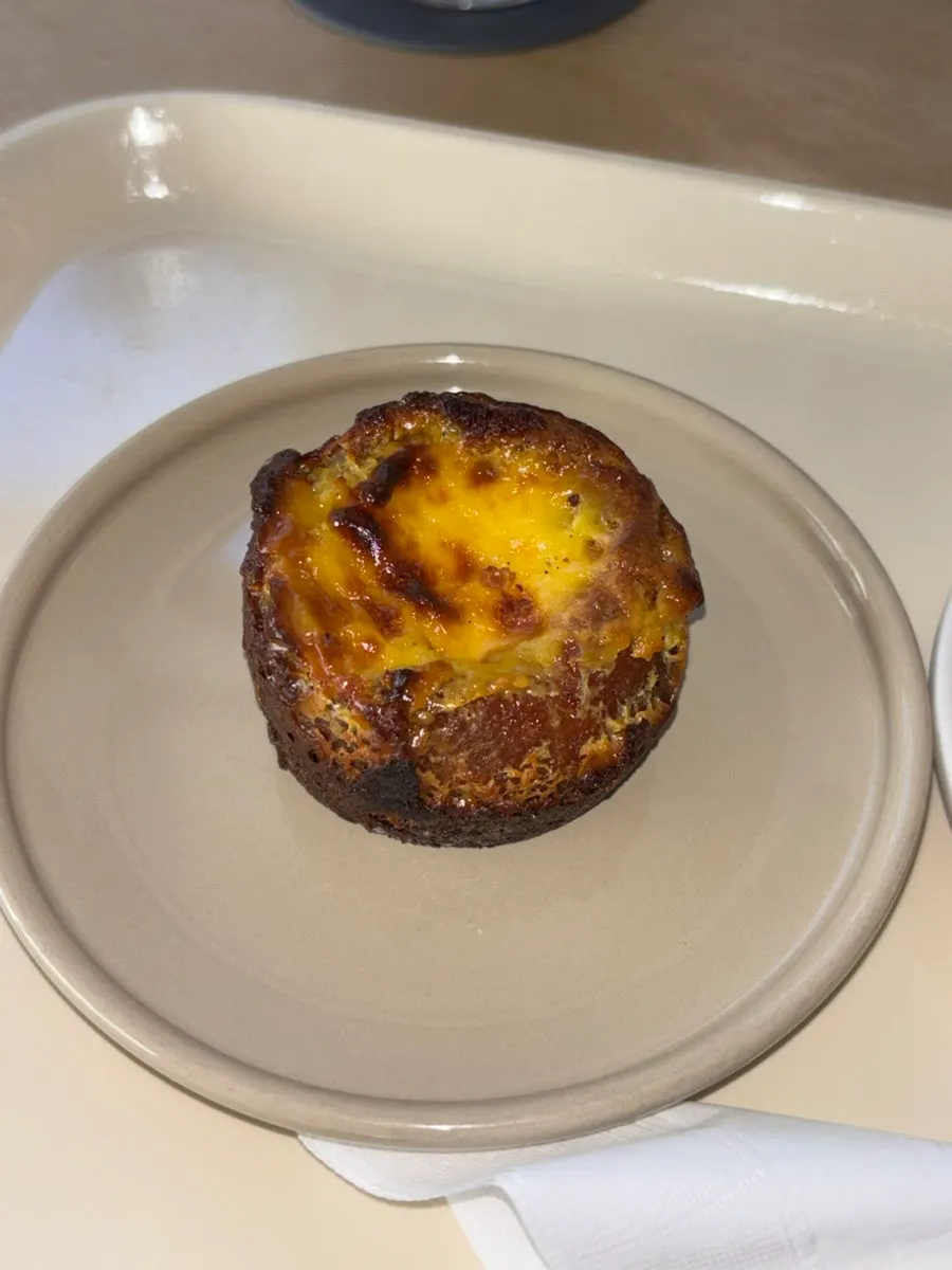 Close-up shot of the egg financier
