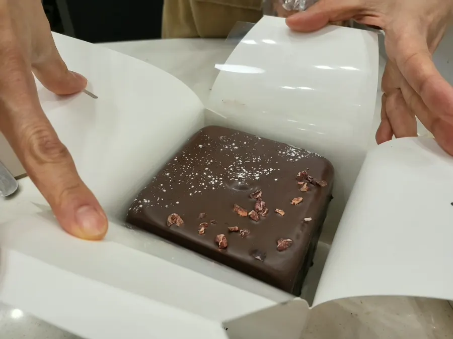 チョコがたっぷり入ったベルジャンディープチョコ生食パンの断面