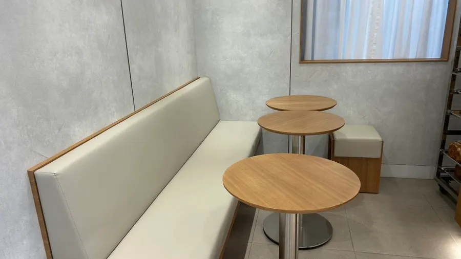 이지화이트브레드 부천신중동점 베이커리 카페 전경