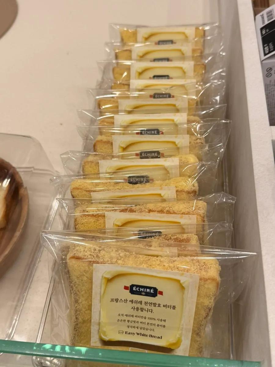Cream castella bread on display