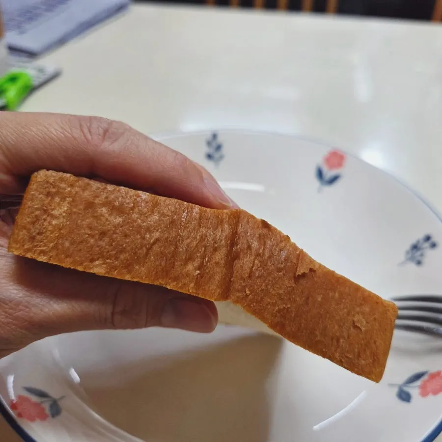 2.5cm로 컷팅된 골든뵈르 생식빵