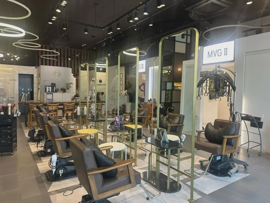Interior of the hair salon on the first floor of Haeundae Centum Hotel