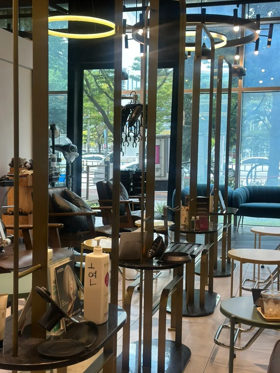 Spacious, comfortable interior of Eco Revi Hair & Spa