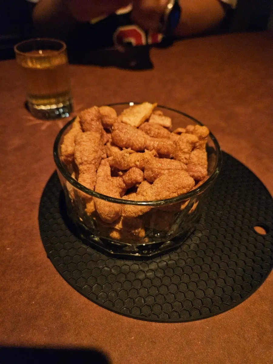 Galletas servidas como aperitivo básico