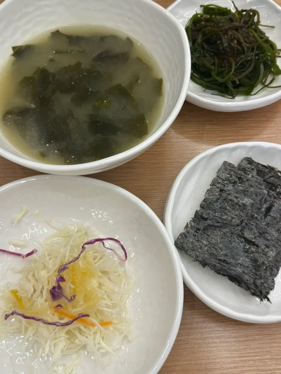 Seaweed salad, pickles and other basic side dishes