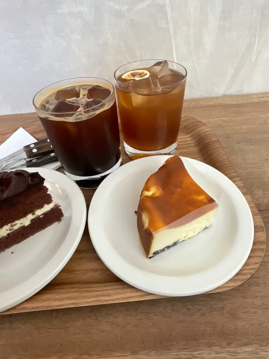 어질 인 바스크치즈케이크 단면