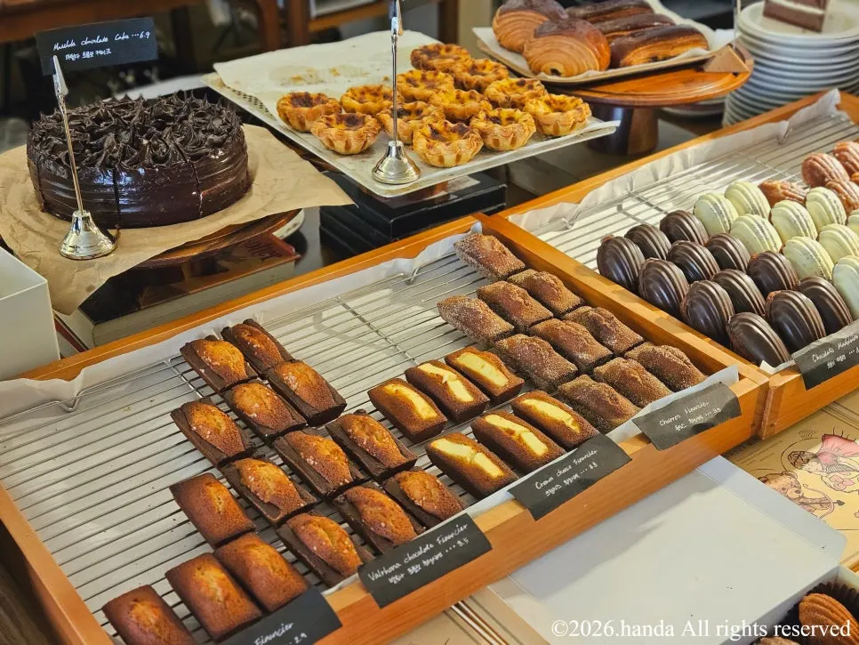 1st floor order counter and dessert showcase