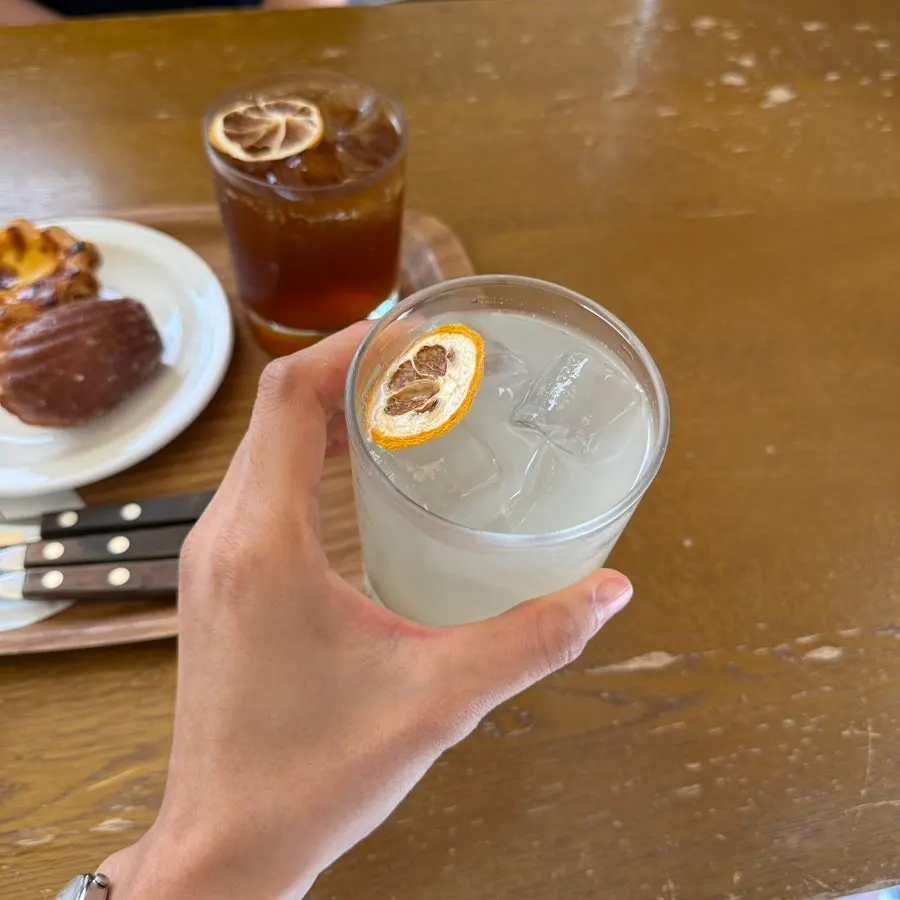 A refreshing glass of Eojil In's lemon ade