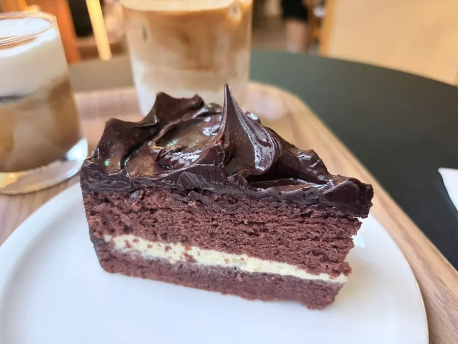 Matilda choco cake from Eojil In