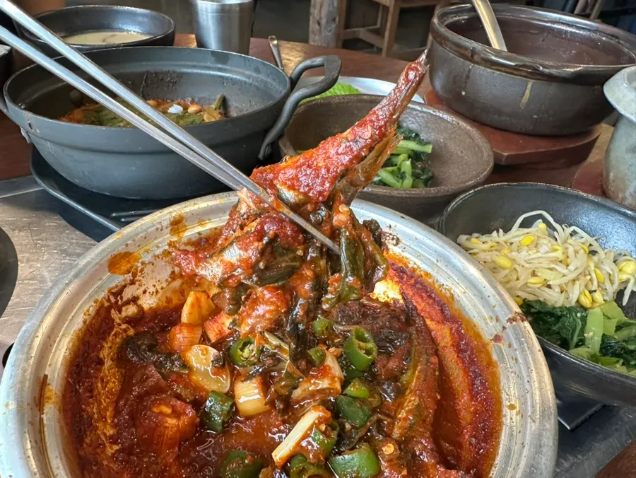 Spicy peppers mixed into the squid sauce