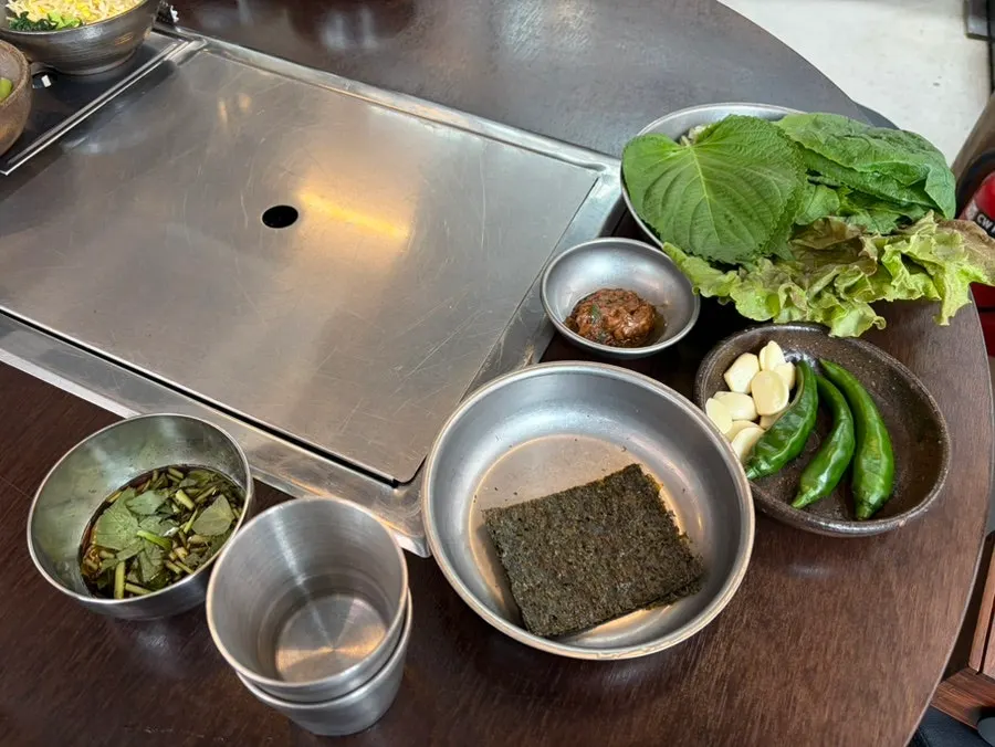 Side dishes and wraps laid out on the 2nd-floor table