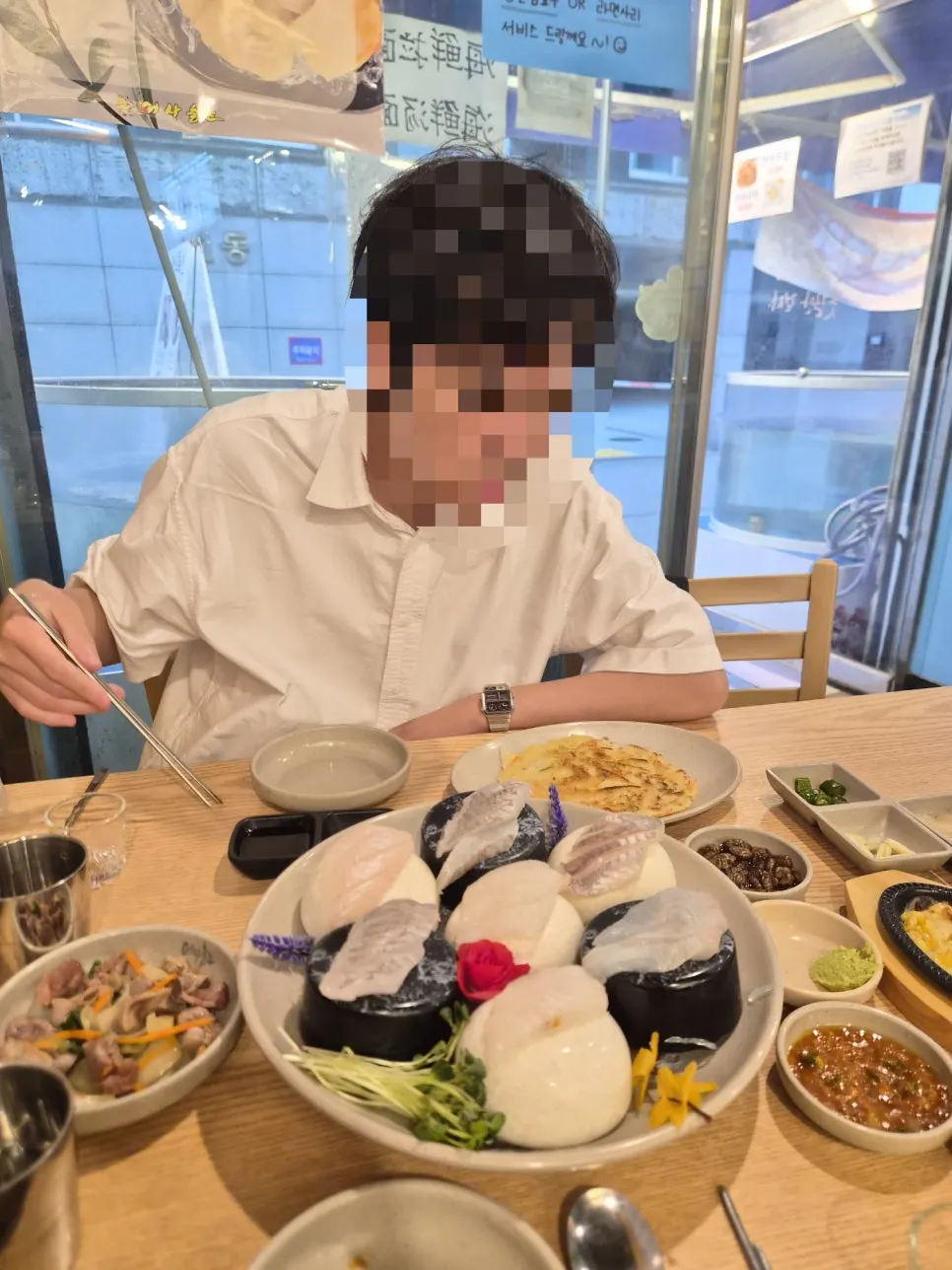 A plate of flounder and rockfish small set sashimi