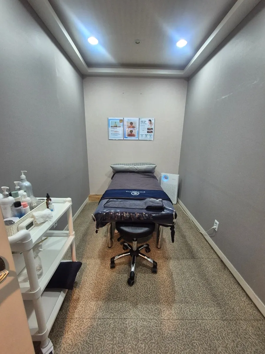 Receiving a contouring care recommendation in the consultation room