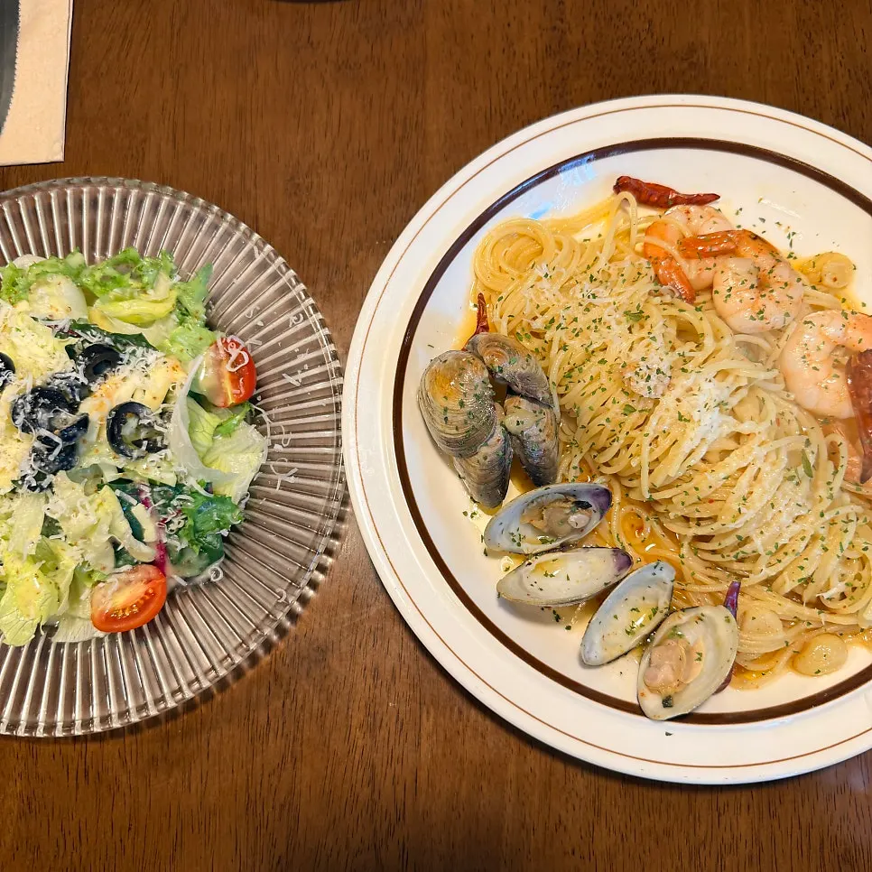 Shrimp aglio olio placed on the table