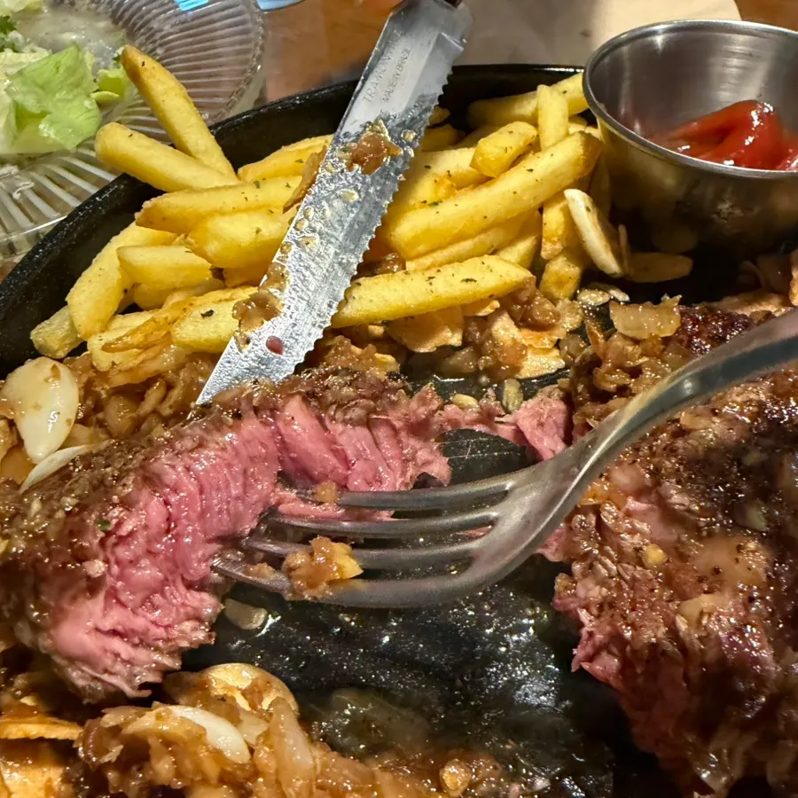 Cross-section of the steak cooked medium rare