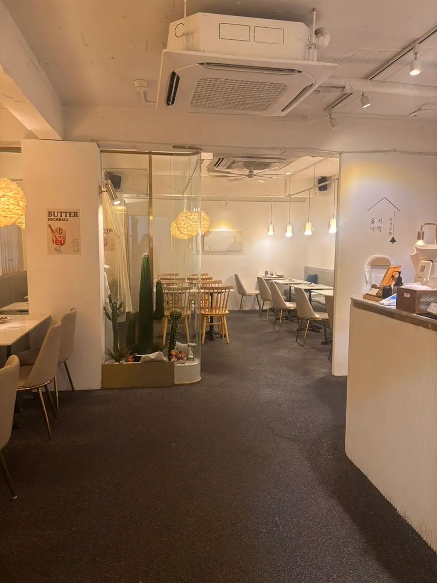 The Little Prince-themed interior inside Eulji Darak
