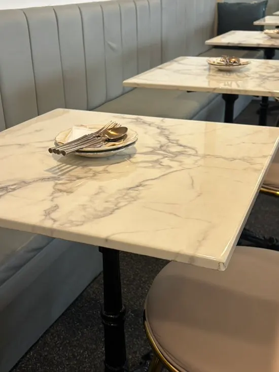 Widely spaced two-person table at Eulji Darak Dosan