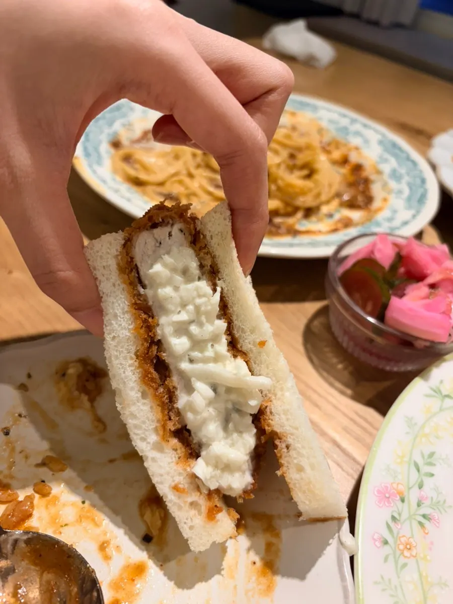 Cross-section of the roasted katsu in the sando