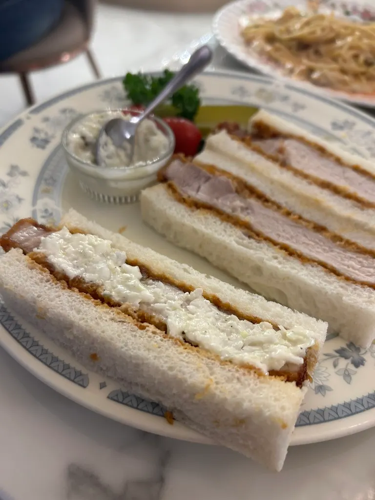 가츠산도 상차림 전체 모습