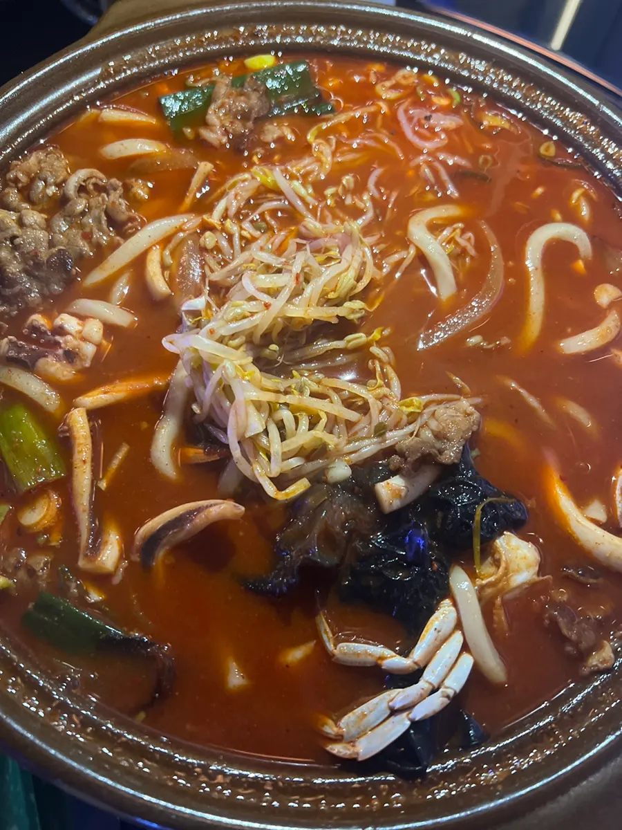 Udon noodles included as standard in the jjamppong soup