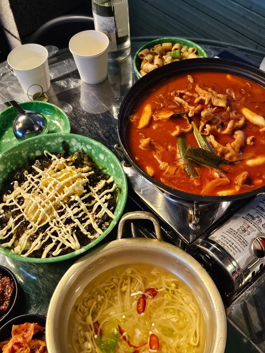 국물이 자작한 무뼈국물맵닭발