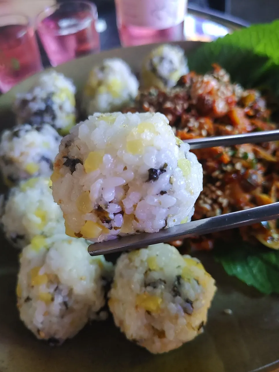 양념이 밴 남도꼬막무침