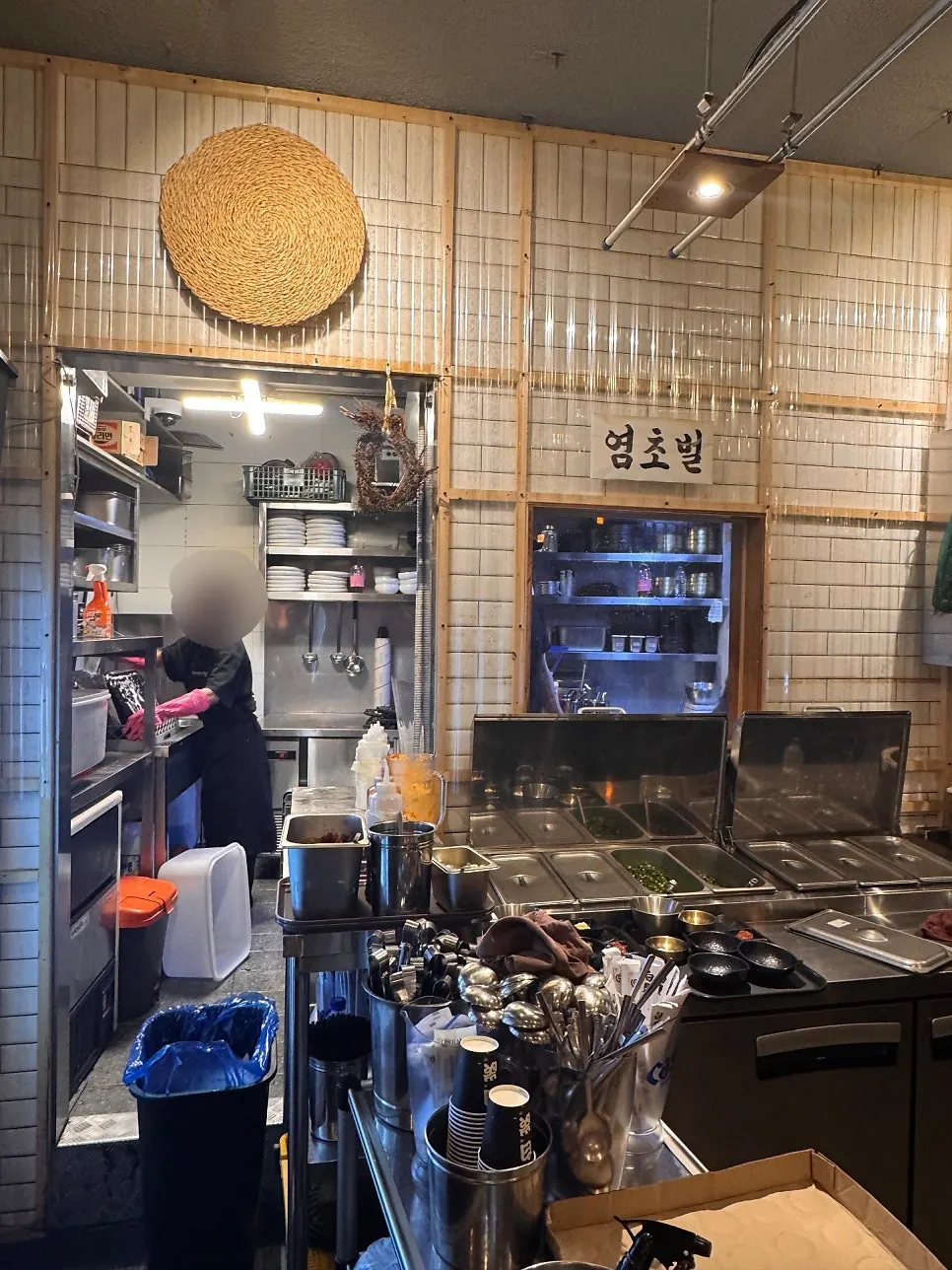 깨끗하게 관리된 백염막창 초벌실
